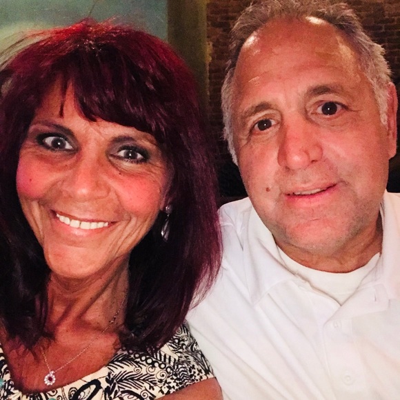 Meet your Posher, Barbara♥️♥️POSH AMBASSADOR♥️♥️ - Picture 6 of 8